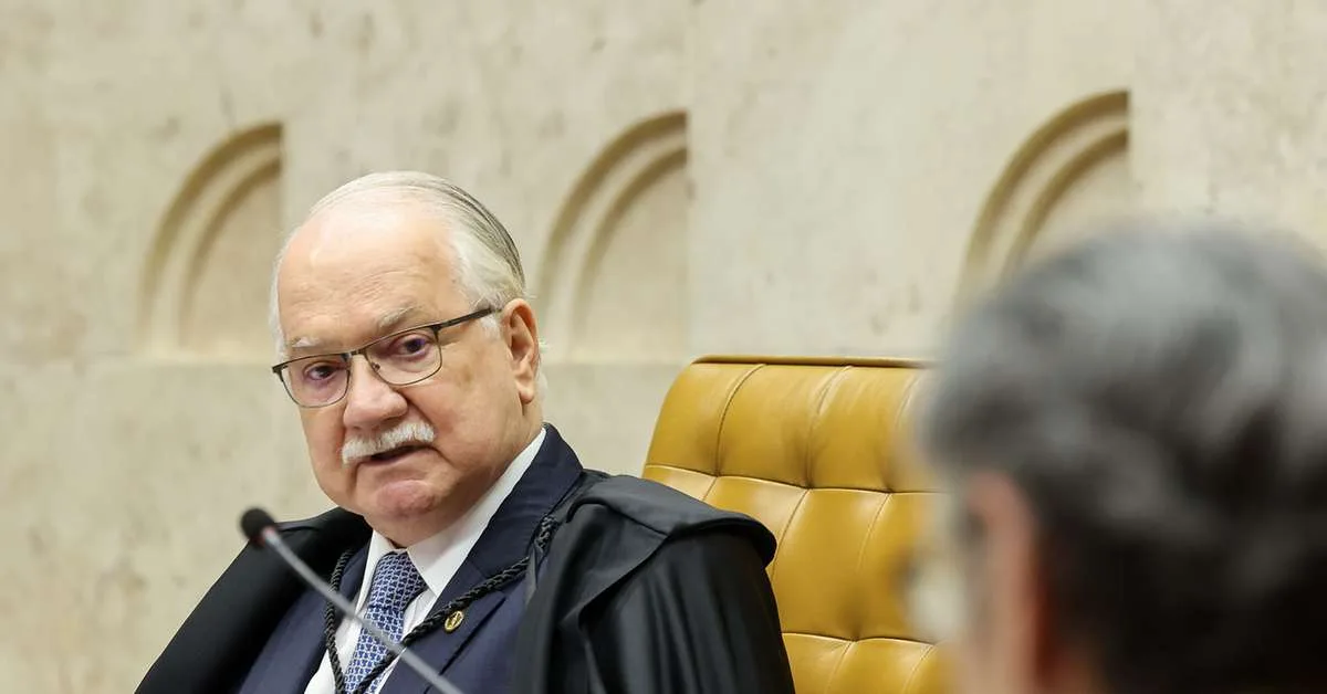 Fachin rejeita análise conjunta de casos ligados a Moraes e Mendonça