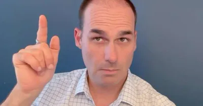 Eduardo Bolsonaro anuncia viagem a Washington para discutir sanções contra Moraes
