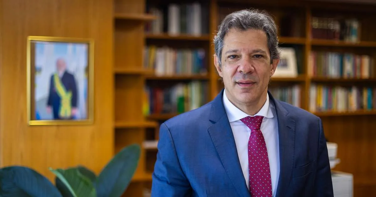 Haddad afirma que Vorcaro seria solto se Flávio Bolsonaro chegasse à Presidência