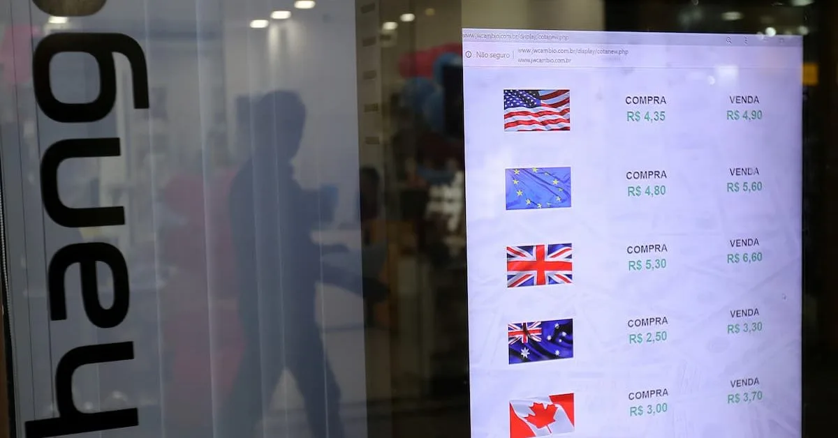 Pesquisas eleitorais e cenário externo levam dólar a R$ 5,0858