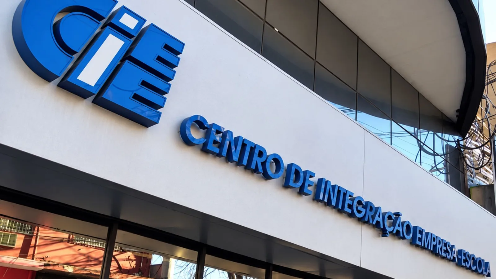 CIEE oferece 446 vagas de estágio e aprendizagem no Ceará