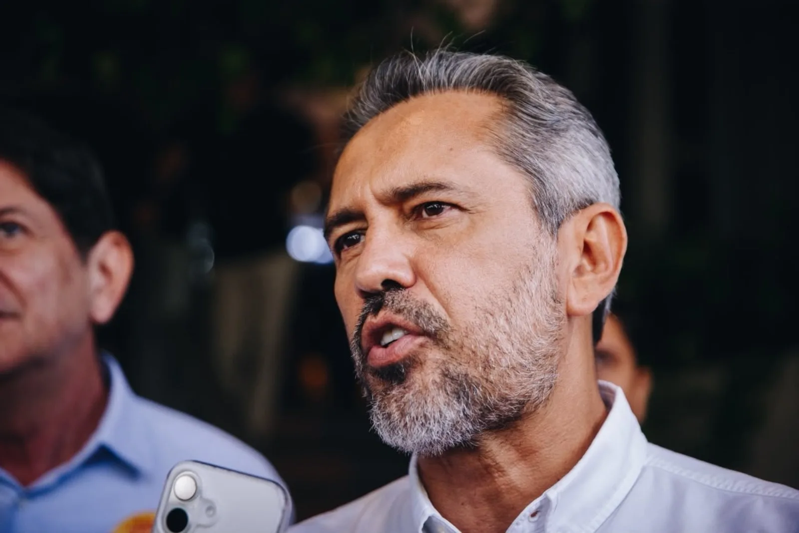 Elmano promete contratar seis mil profissionais e ampliar tecnologia na segurança