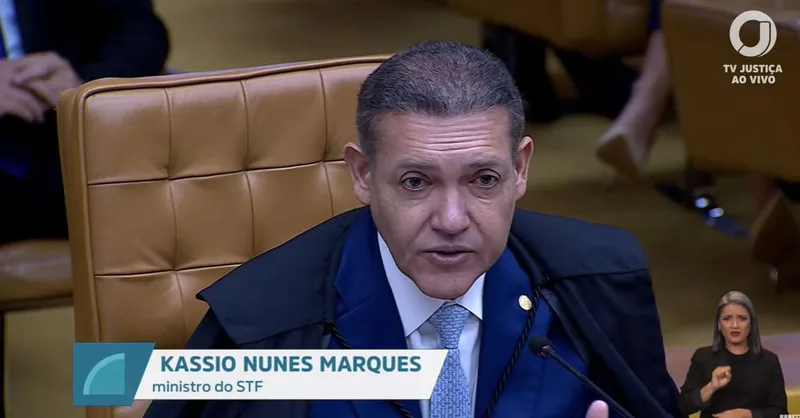 Kássio Nunes Marques deixa julgamento sobre investigação contra Alexandre de Moraes