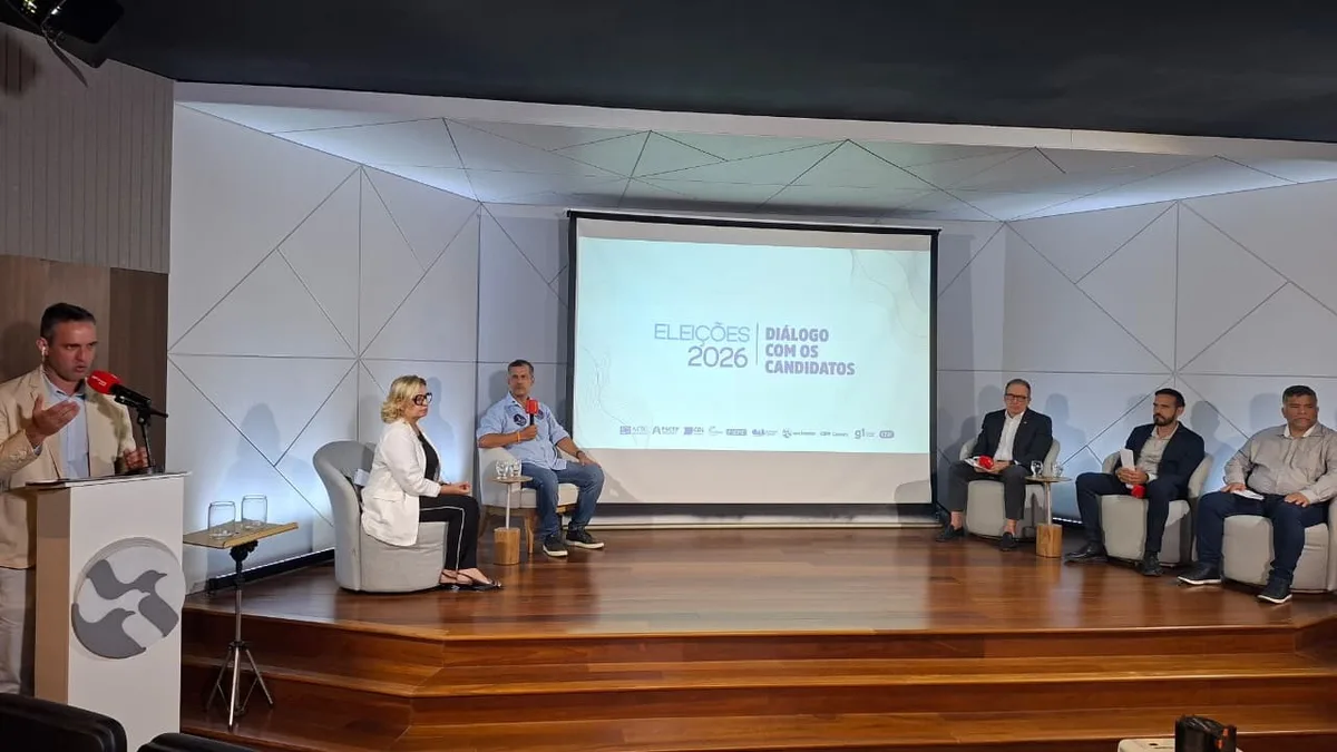 Carlos Sant’Anna responde a entidades em sabatina para o Senado