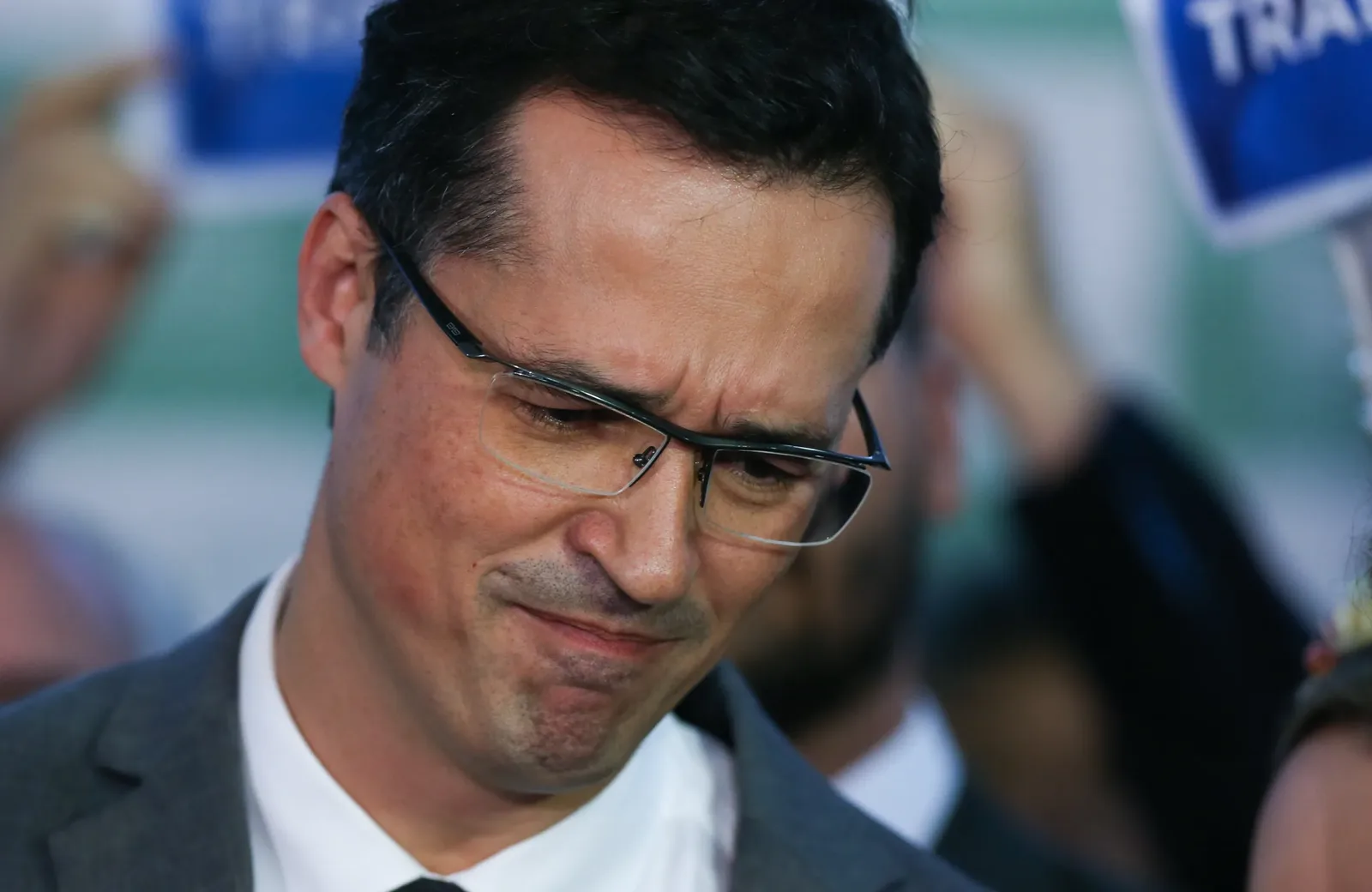 TRE-PR dá 24 horas para Dallagnol retirar propaganda do Instagram