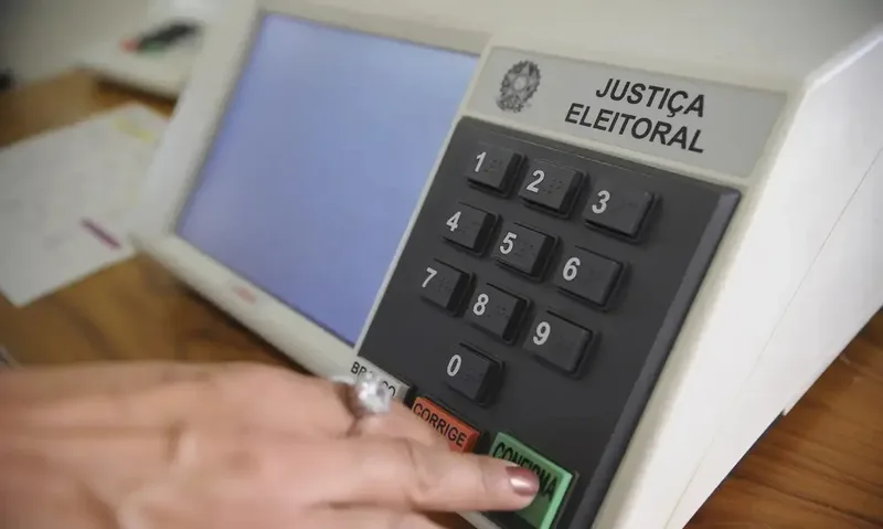 Pesquisa aponta Moro com 50,1% dos votos válidos para o governo do Paraná