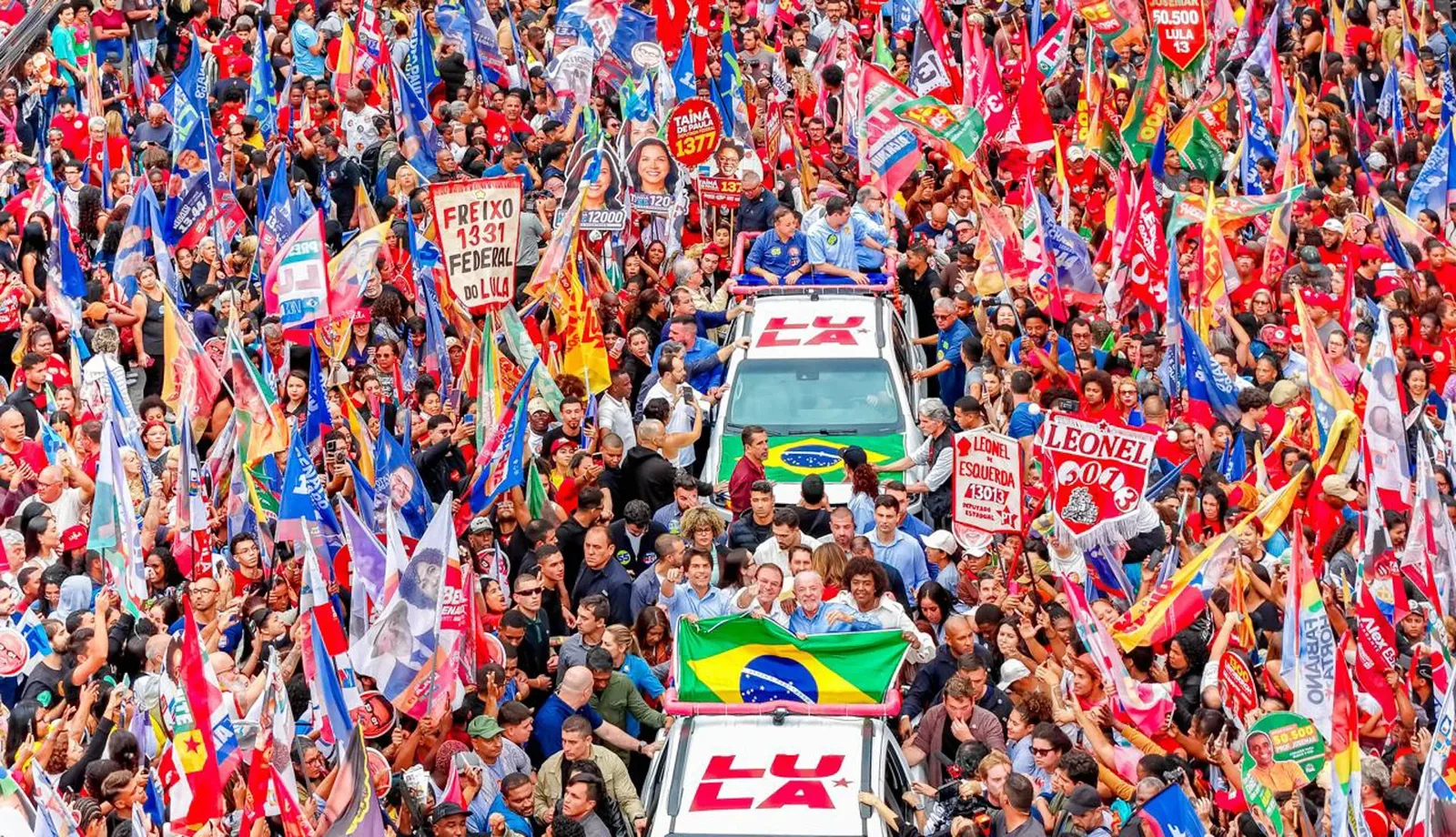 Lula marca passeata no Rio para buscar votos antes do primeiro turno