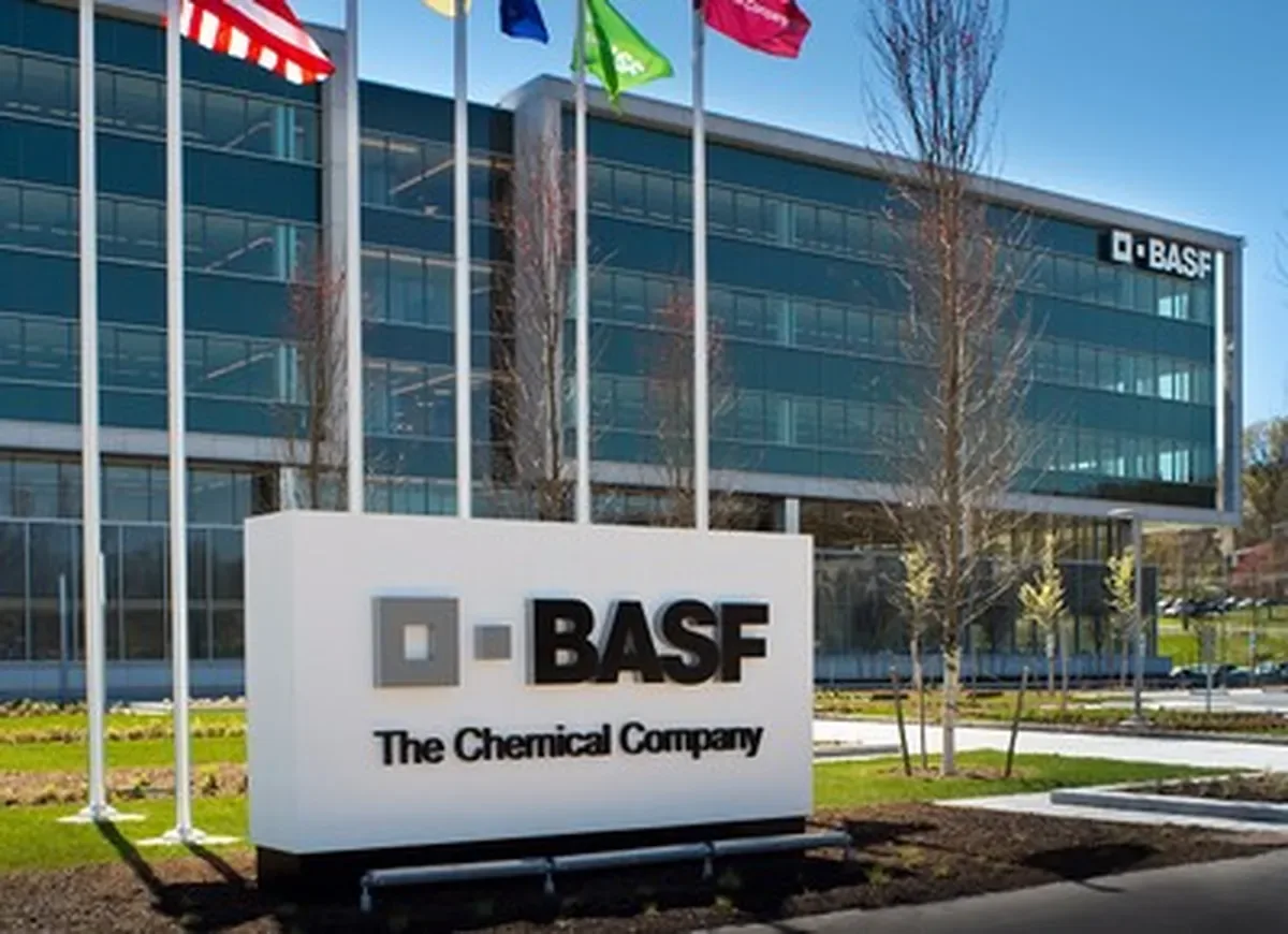 Basf escolhe quatro bancos para preparar IPO da área agrícola