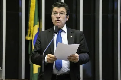 Autor de PL para tirar título de Padroeira do Brasil é ex-assessor de Bolsonaro