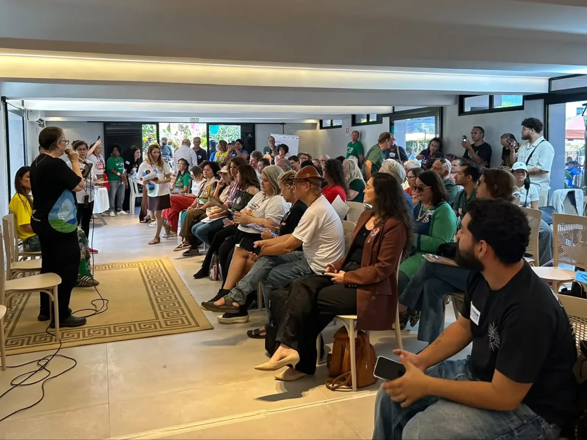 Ato no DF leva cartas sobre água e território a candidaturas de 2026