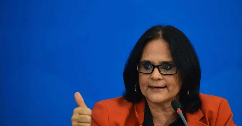 Damares pede ao Senado grupo para formular reforma do Judiciário