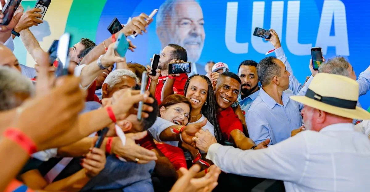 Religião divide disputa entre Lula e Flávio Bolsonaro no Nordeste