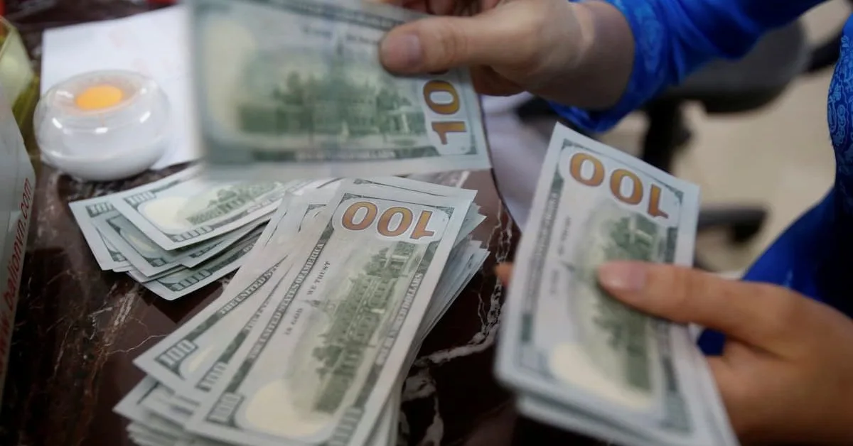 Dólar fecha a R$ 5,1308 após dados de emprego nos Estados Unidos