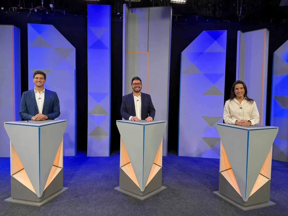 Candidatos ao governo de Pernambuco apresentam propostas por região em debate