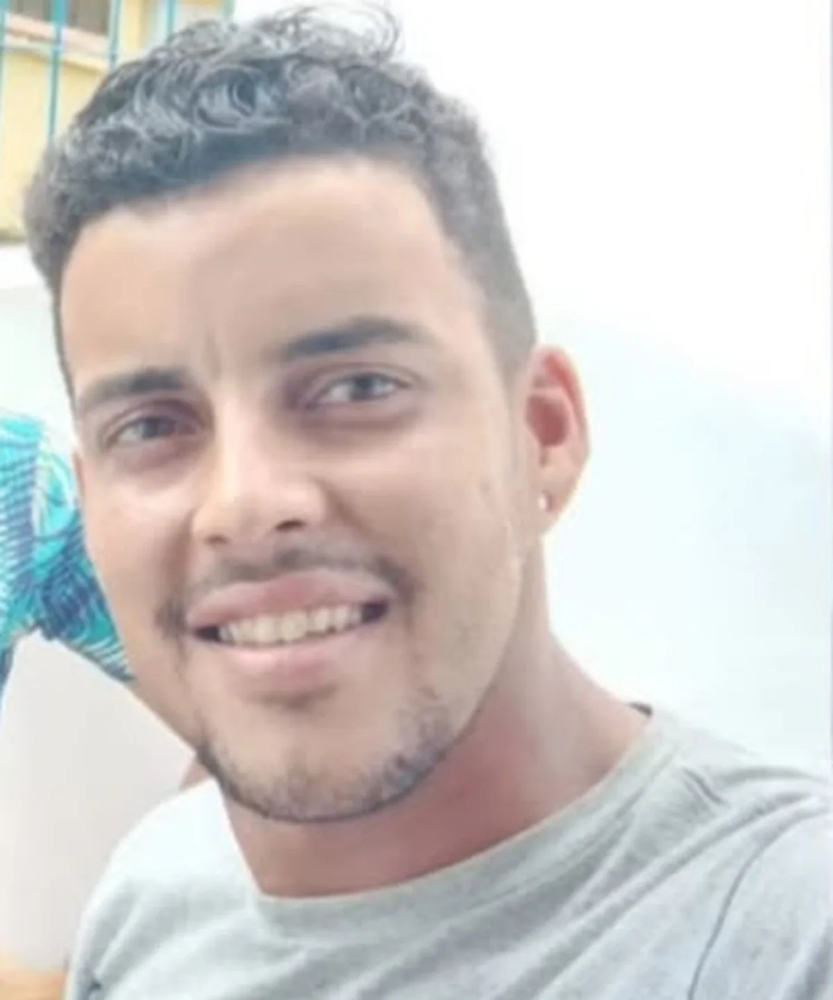 Caminhoneiro morre após ser baleado por PMs durante abordagem no Recife