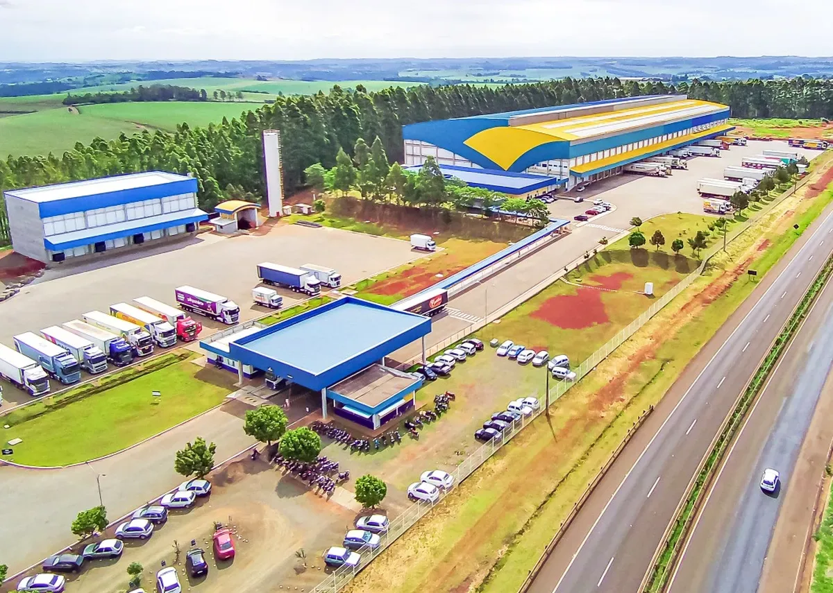 Unifrango amplia centro no Paraná e mira exportações para China e Europa