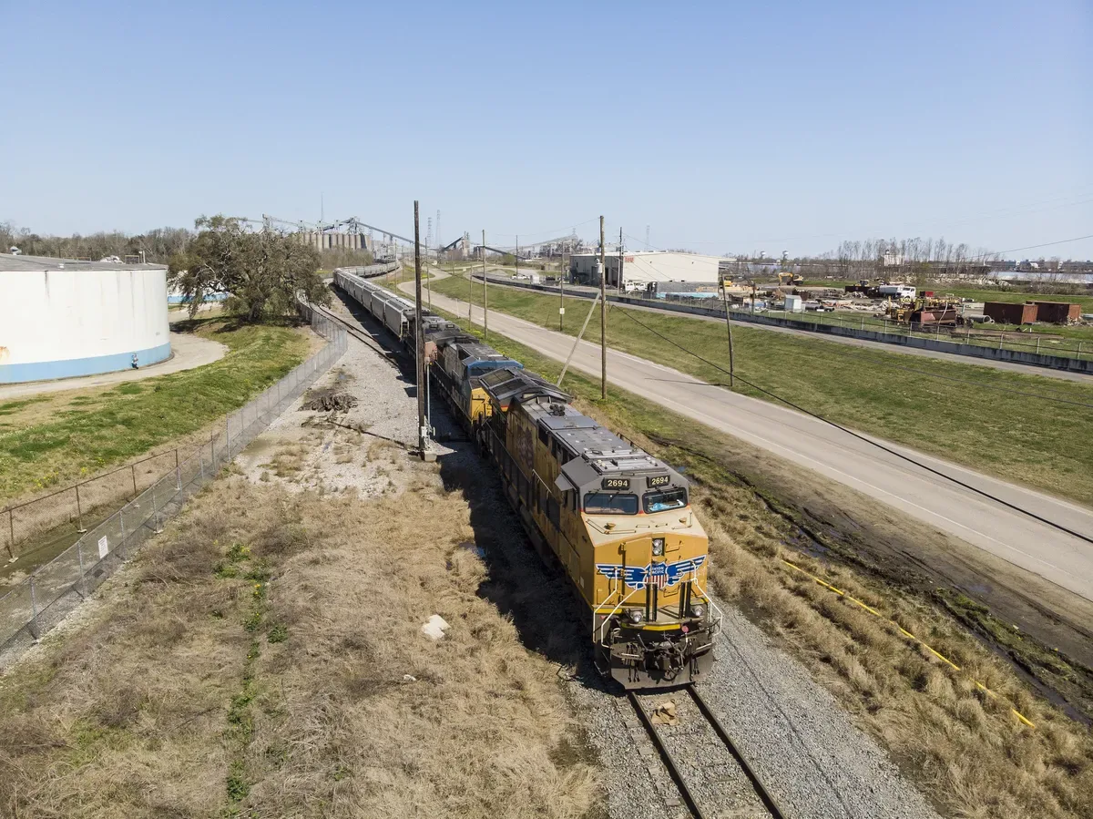 Sobretaxas ferroviárias encarecem transporte de grãos nos Estados Unidos