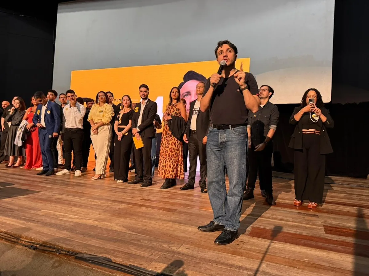 Renan Santos atribui avanço de Augusto Cury à ausência de posicionamento político