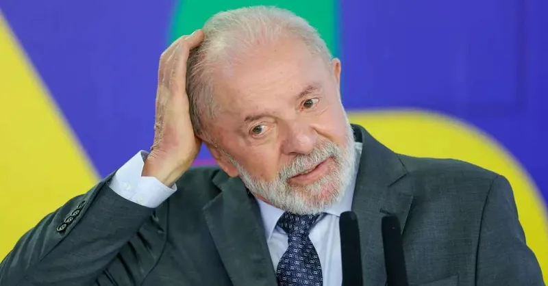 Pesquisa mostra queda na aprovação de Lula e estabilidade na avaliação do governo