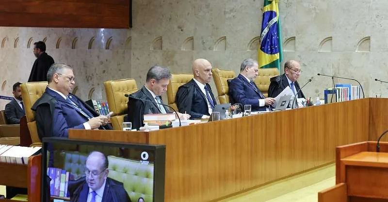 Gilmar acusa viés político em caso no STF, e Mendonça reage