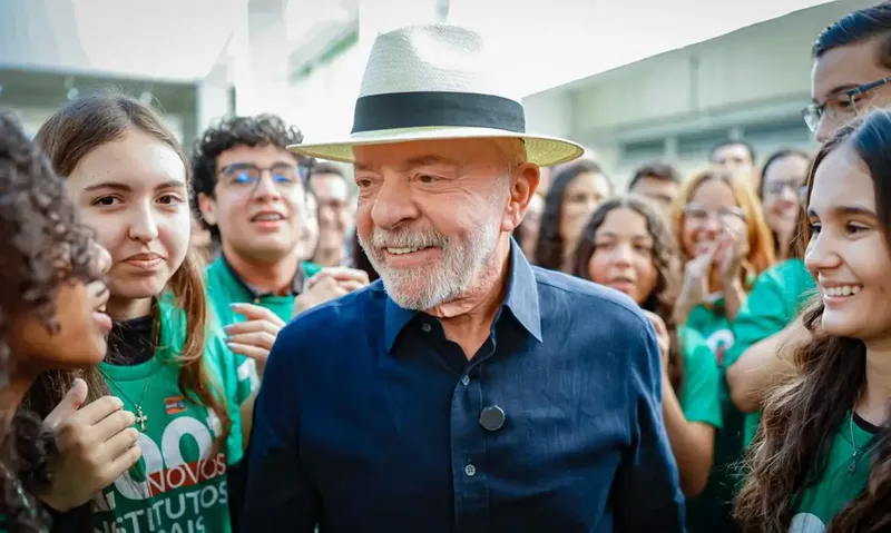Pesquisa aponta vantagem de Lula no segundo turno em Pernambuco