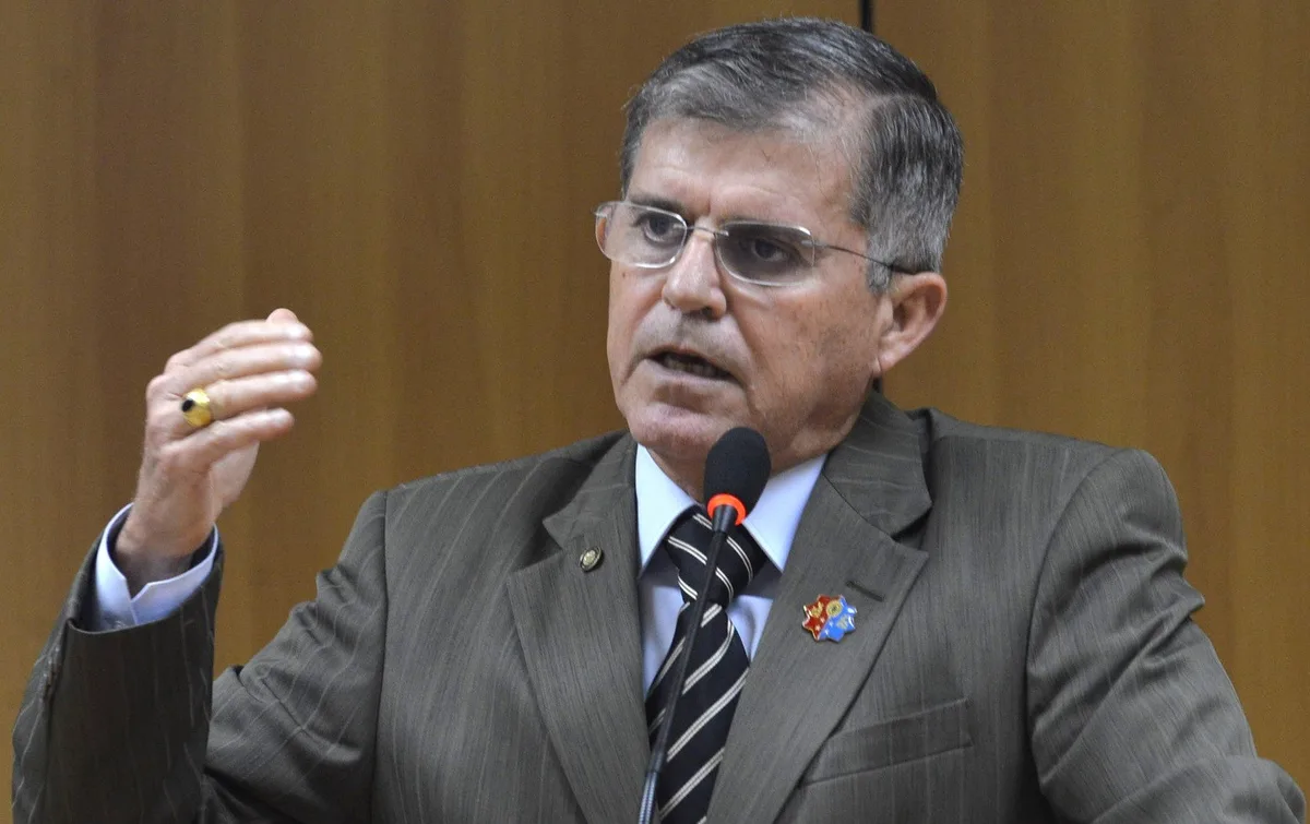 Guilherme Theophilo concorre ao Senado pelo Ceará com o número 300